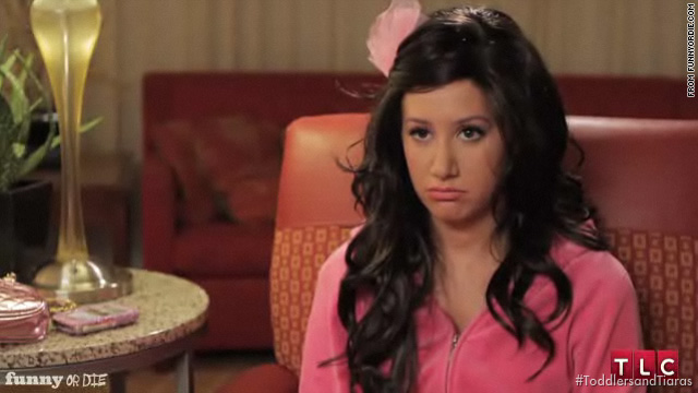 Ashley Tisdale and Leah Remini parody 'Toddlers and Tiaras'