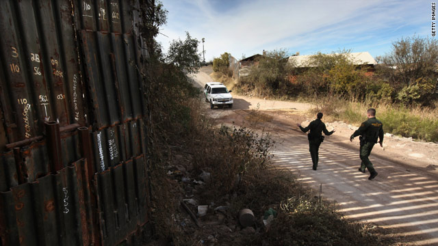 Senators outline bipartisan immigration plan