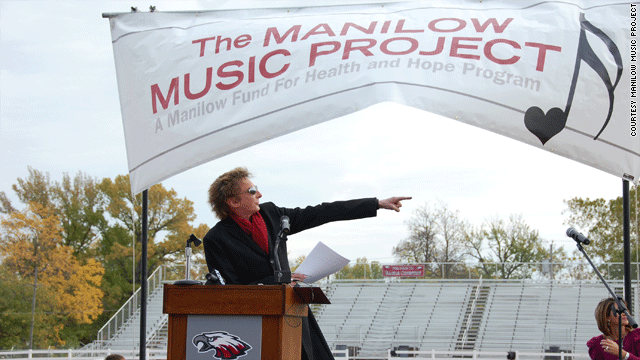 Barry Manilow helps tornado ravaged town