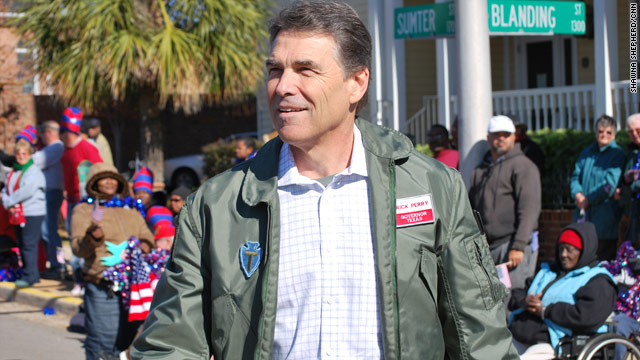 Perry seeks support as he remembers vets