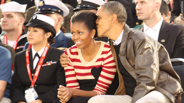 Ahead of APEC Summit, Obamas spend Veterans Day aboard USS Carl Vinson