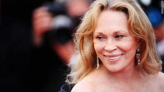 Faye Dunaway gives up rent-controlled NYC apartment