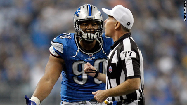 Lions' Suh gets two-game suspension after Thanksgiving stomp on Packer