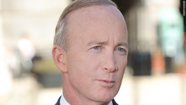 Daniels stays out of the fray, again