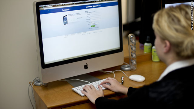 Engage: Women shape social media flavor