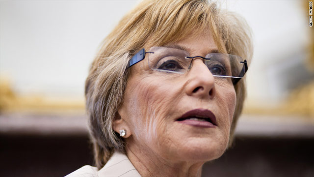 Boxer pleads for San Diego mayor to resign