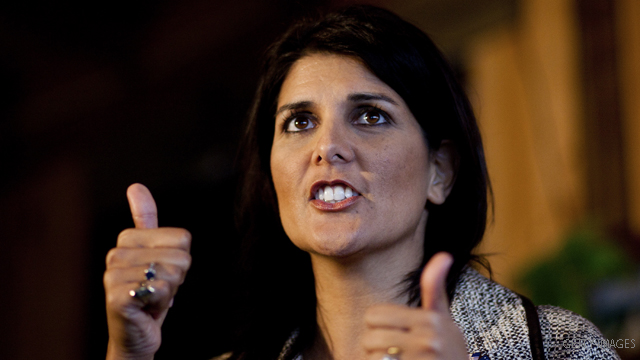 S.C. Gov. Haley backs Romney
