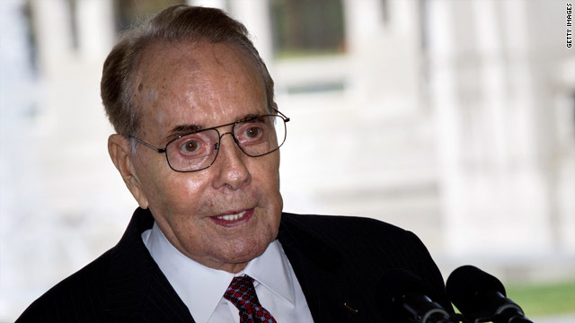 Dole calls old Iowa allies to push Romney