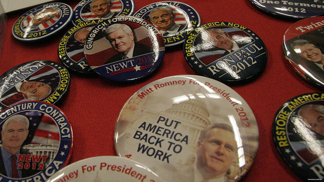 Political Pinback Pin Buttons 1 3/4" Set of 3 Obama '08 and MLK All Blue 