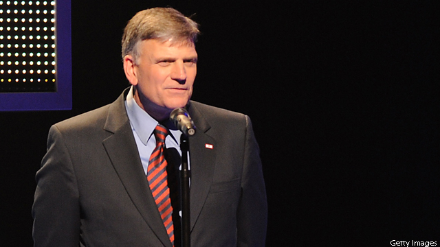 Franklin Graham questions Obama, Romney on Christian faith
