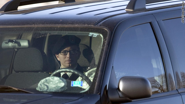 Bradley Manning's lawyer tries to get charges dismissed Bradley Manning's lawyer tries to get charges dismissed