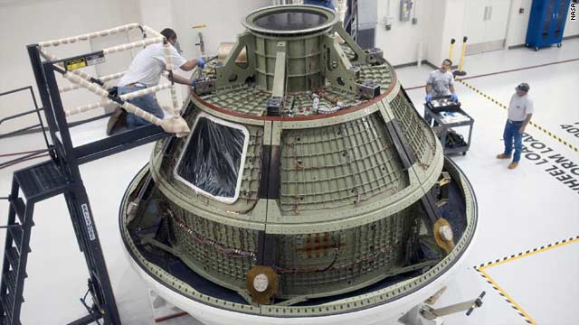 Orion Ground Test Vehicle Arrives at Kennedy