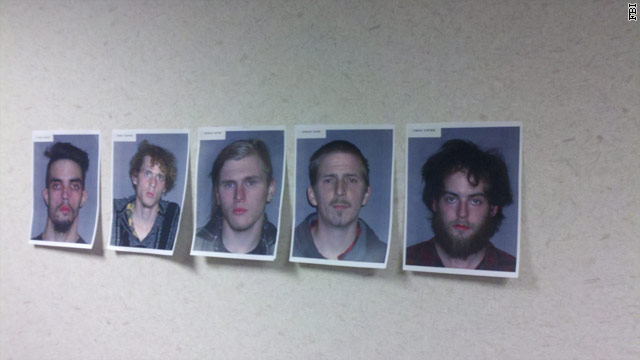 5 arrested in plot to blow up Cleveland bridge