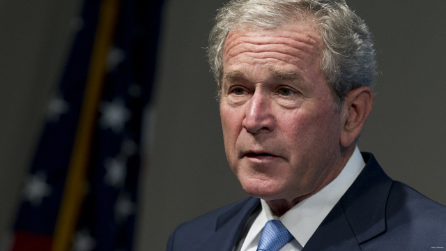 Bush 43 visits Romney campaign HQ