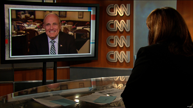 Giuliani gets over ego and praises Romney