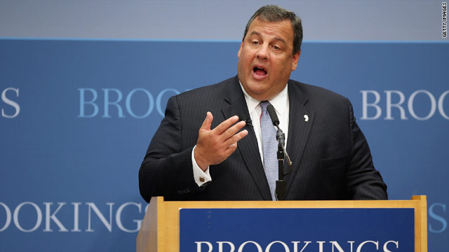 Christie chides gun debate in Aurora aftermath