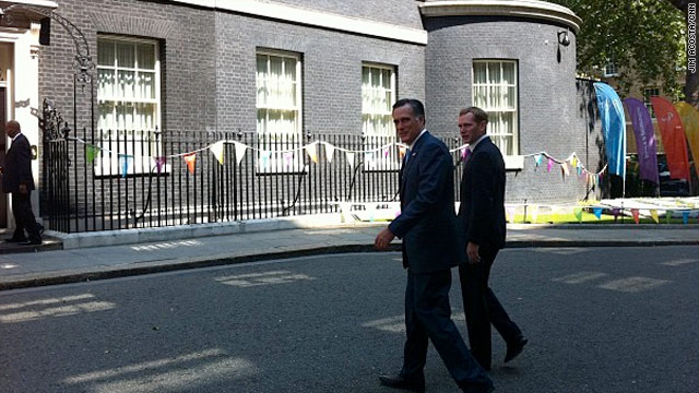 Photo: Romney arrives at 10 Downing Street