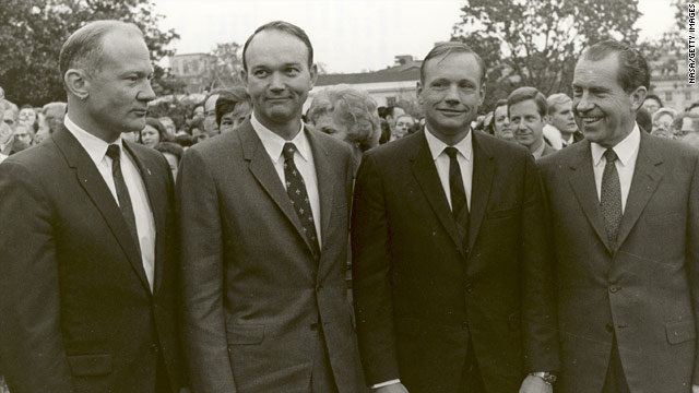 Political figures react to Neil Armstrong's death