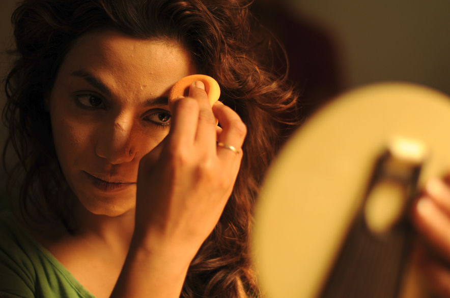 Instead of marrying the man her wealthy father chose for her, Sameera ran away and became an actress. (Kaye Martindale/Geoff Brokate)