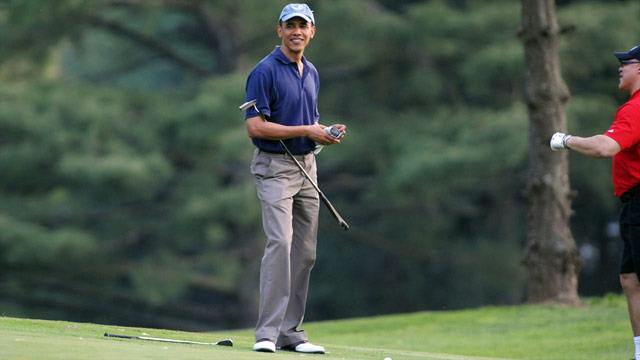 Obama trades White House for clubhouse this weekend