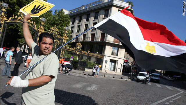 Opinion: U.S. can't force democracy on Egypt