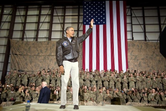 Photo of the Day: President Obama Surprises Troops in Afghanistan