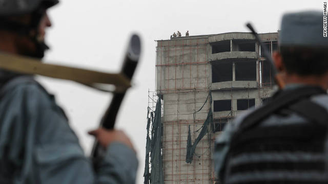 Dos muertos en un tiroteo en la embajada de EE.UU. en Kabul