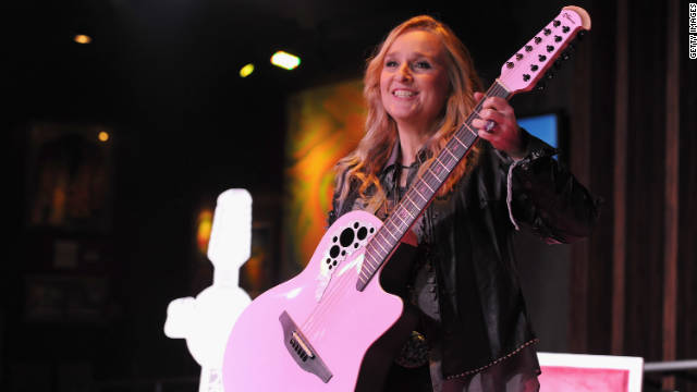 Melissa Etheridge on 'L Word' actress kiss