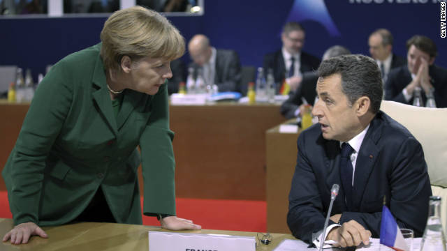  French President Nicolas Sarkozy and German Chancellor Angela Merkel meet Monday to discuss the Euro crisis