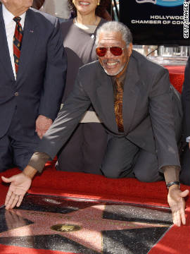 Hollywood Walk Fame Stars on 111108040644 Walk Of Fame Morgan Freeman Vertical Gallery Jpg