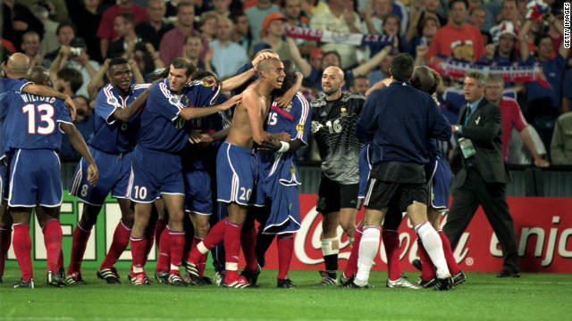 France went into Euro 2000 as hot favorites after winning the World Cup two years previously, but their hopes of victory looked over as Italy led 1-0 in the final going into injury time. However, Sylvain Wiltord leveled with virtually the last kick of the game and remarkably David Trezeguet then broke Italian hearts with the winning golden goal in extra time.