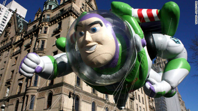 Buzz Lightyear regresó de su viaje espacial y llegó al Smithsonian