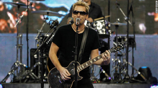 Nickelback gets muted reaction at Lions game