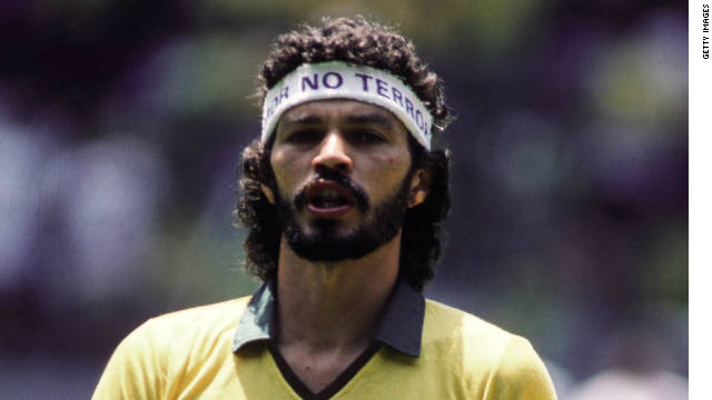 Muere exfutbolista brasileño Sócrates