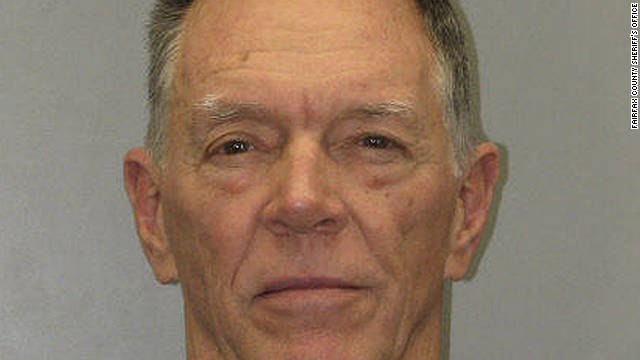 FAA administrator resigns after arrest