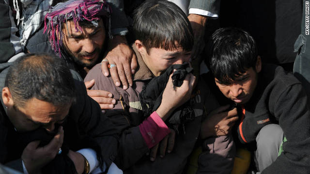 Otro atentado en Afganistán deja al menos 19 muertos