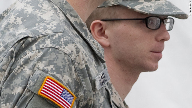 La defensa de Bradley Manning pide que se reduzcan los cargos en su contra