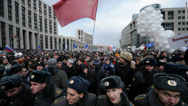 Miles marchan en Moscú para exigir elecciones libres