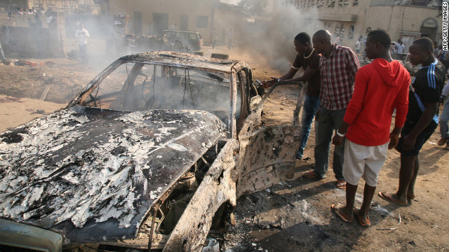 La iglesia católica de Nigeria es atacada con bombas en Navidad