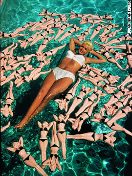 Jayne Mansfield was photographed in a swimming pool in 1957.