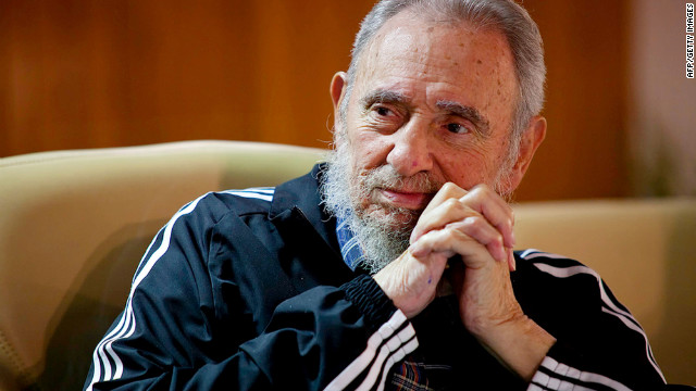 Fidel Castro presenta sus memorias