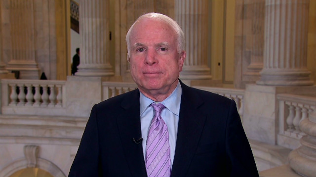 McCain calls Russia a 'gas station'
