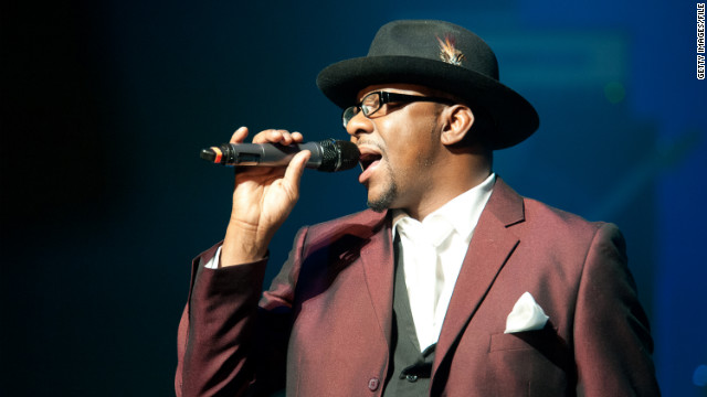  Bobby Brown performs at NJPAC Prudential Hall on February 19, 2012 in Newark, New Jersey.