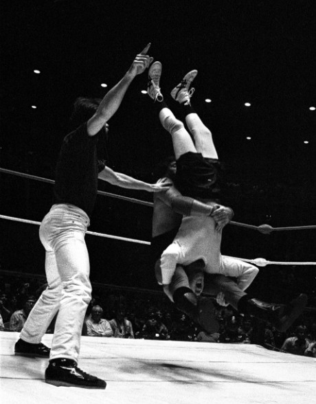 [Image: 120404090818-kaufman-wrestling-02-custom-1.jpg]