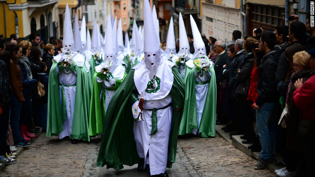 120405062732-zamora-spain-penitent-proce