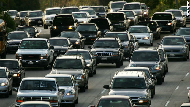 Los Angeles' high levels of ozone pollution and smog come from heavy road traffic and very busy trade ports. The American Lung Association says that cities need to concentrate on solving air pollution at source.