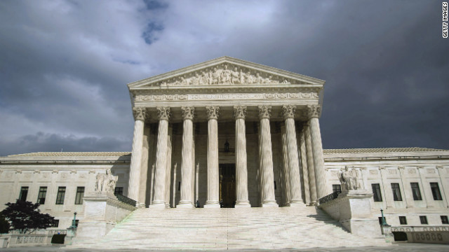 High court appears to lean toward Arizona in immigration law dispute