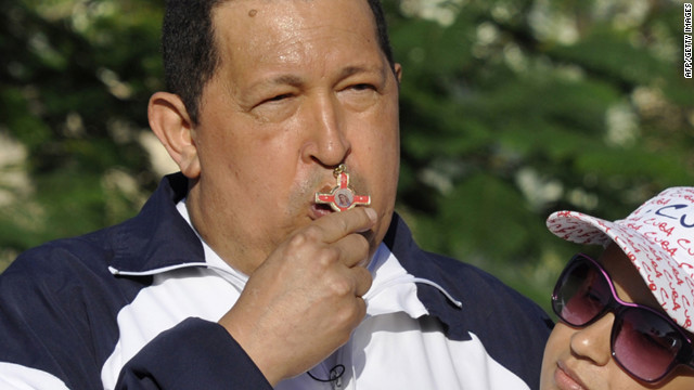 Hugo Chávez cumple un año de lucha contra el cáncer