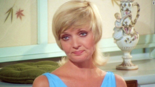 "The Brady Bunch" was in good hands with loving mom Carol Brady (Florence Henderson) leading the way. 