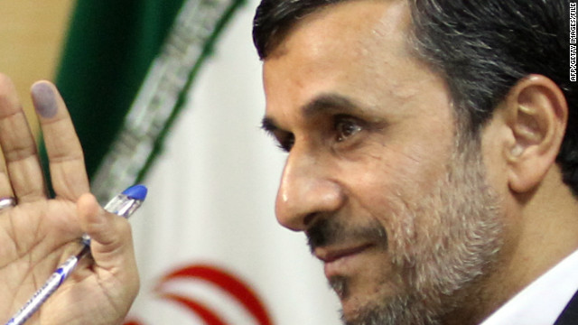 Israel "no es más que un mosquito" para Irán, dice Ahmadinejad